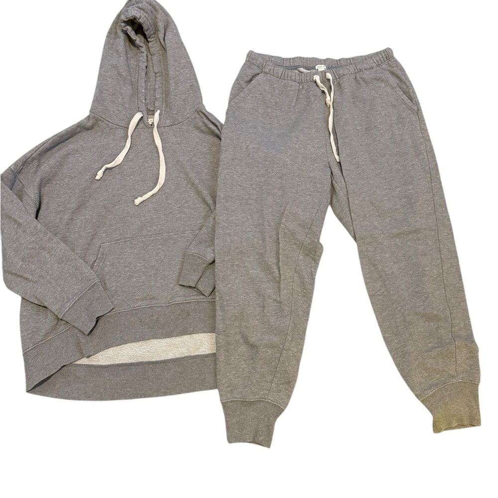 Aerie weekend sweatshirt and pants Set